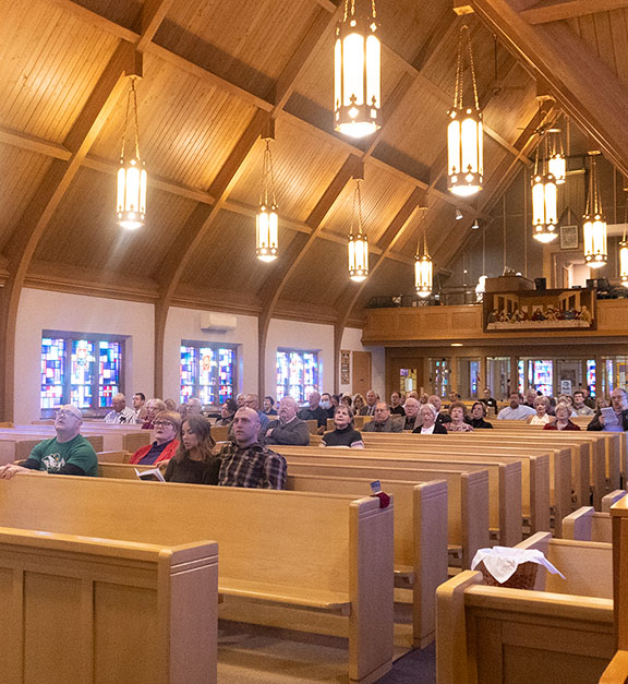 sanctuary-salem-lutheran-church-coloma