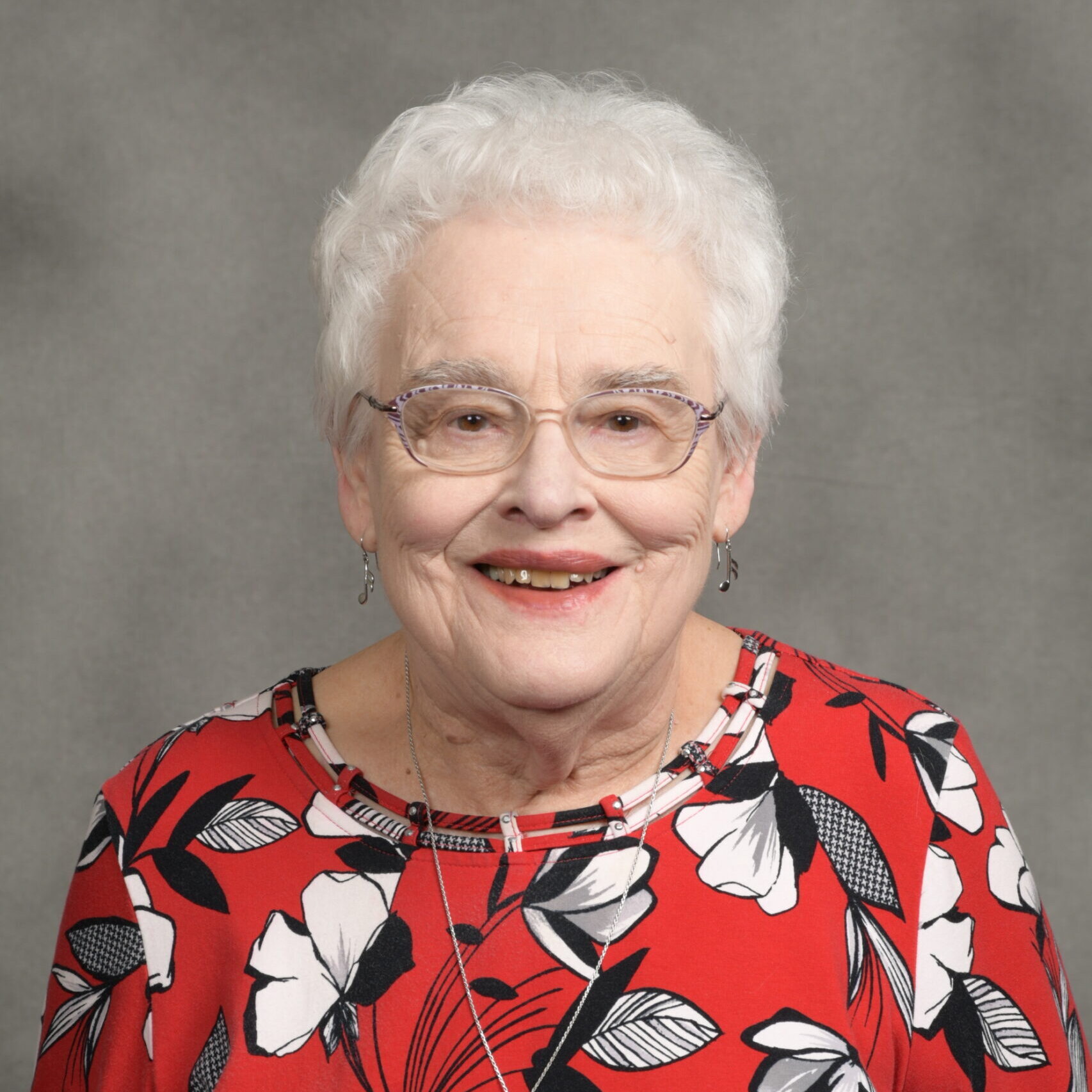 mary-spaulding-organist-salem-lutheran-church-coloma